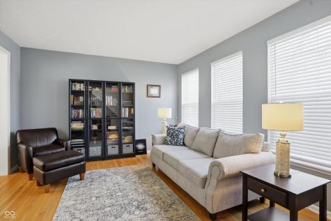 7732 Prairie View Drive Indianapolis IN 46256