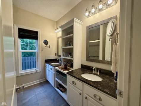 10002 New Dawn Place Avon IN 46123
