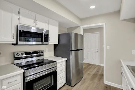 8163 Frisco Way Indianapolis IN 46240