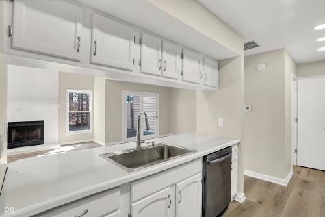 8163 Frisco Way Indianapolis IN 46240