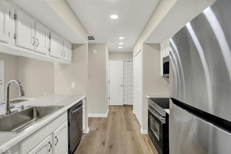 8163 Frisco Way Indianapolis IN 46240