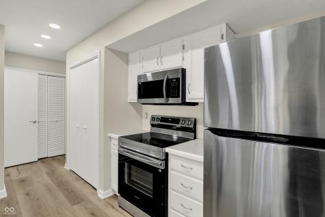 8163 Frisco Way Indianapolis IN 46240