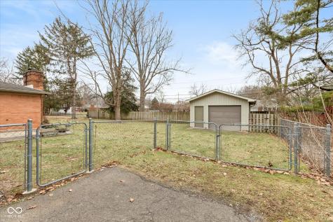 2939 Stamm Avenue Indianapolis IN 46240