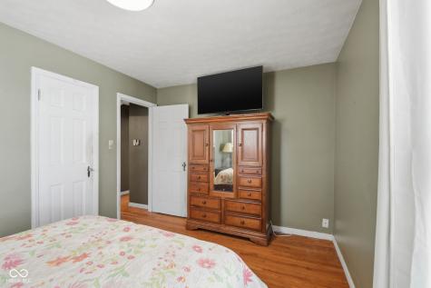 5409 Indianola Avenue Indianapolis IN 46220