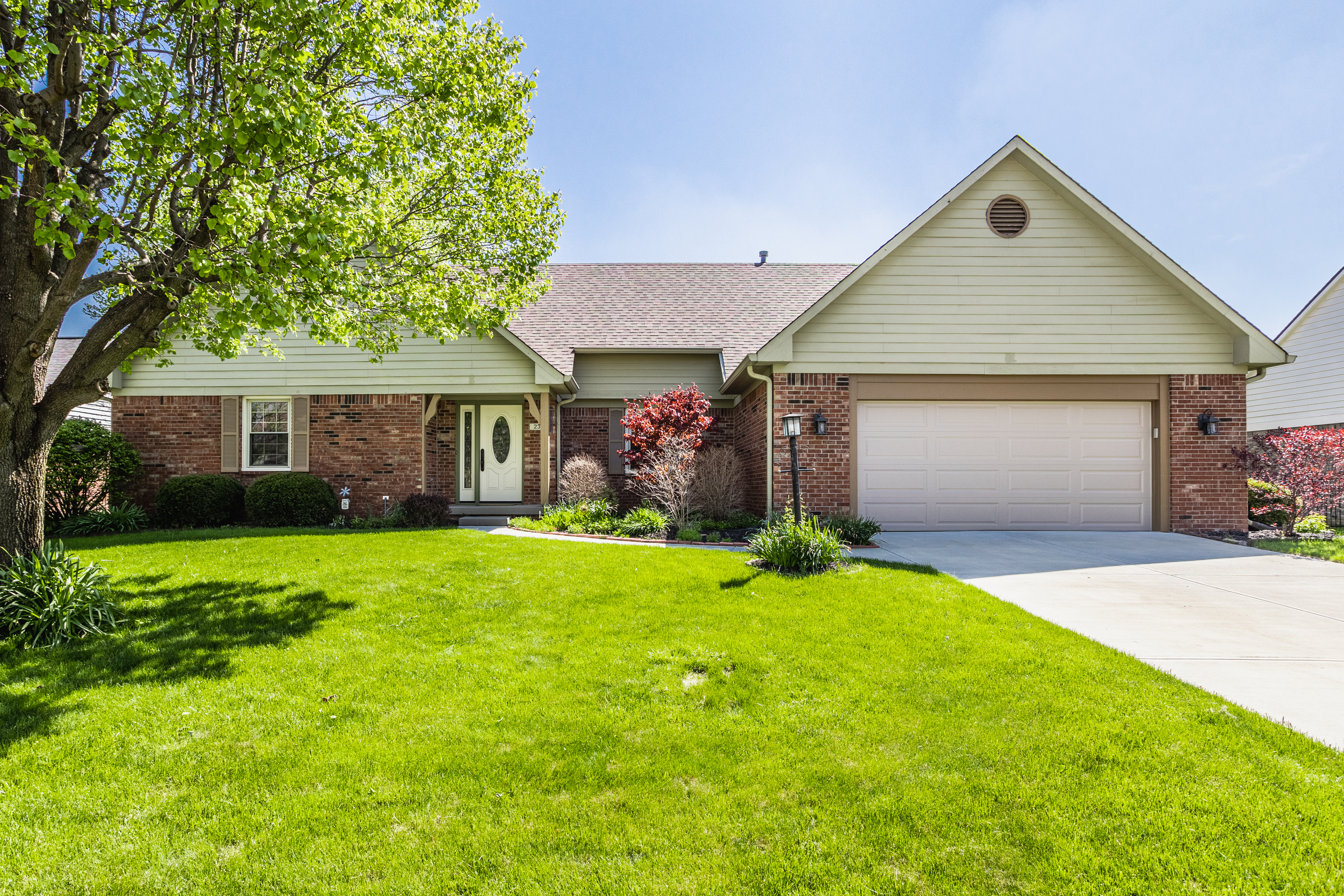 2321 Quiet Court Indianapolis IN 46239
