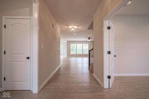 6642 Clearwood Drive Brownsburg IN 46112