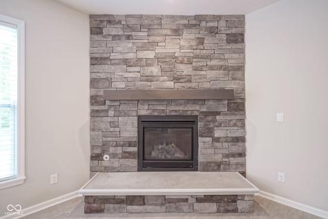 6642 Clearwood Drive Brownsburg IN 46112