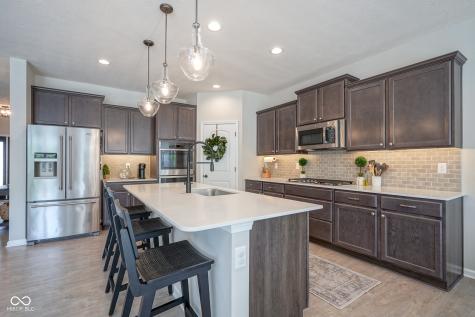 6642 Clearwood Drive Brownsburg IN 46112