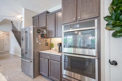 6642 Clearwood Drive Brownsburg IN 46112