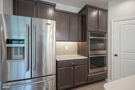 6642 Clearwood Drive Brownsburg IN 46112