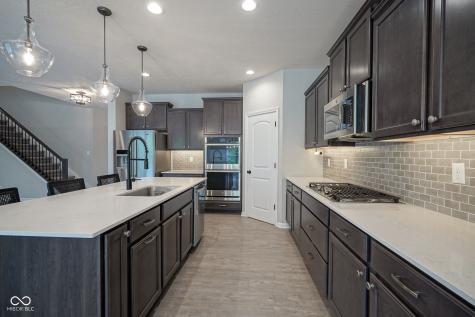 6642 Clearwood Drive Brownsburg IN 46112