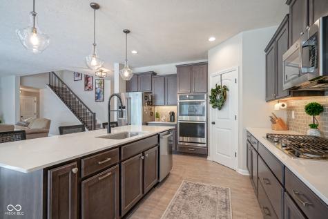 6642 Clearwood Drive Brownsburg IN 46112