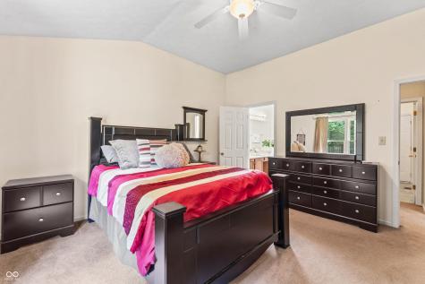 10816 Oyster Bay Court Indianapolis IN 46236