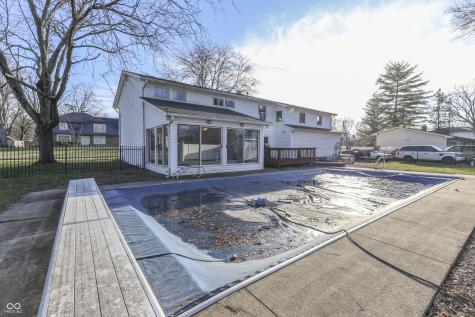 1000 Leisure Lane Greenwood IN 46142