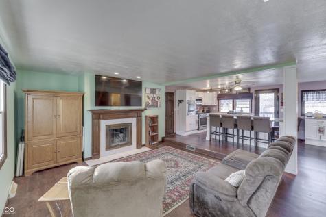 1000 Leisure Lane Greenwood IN 46142