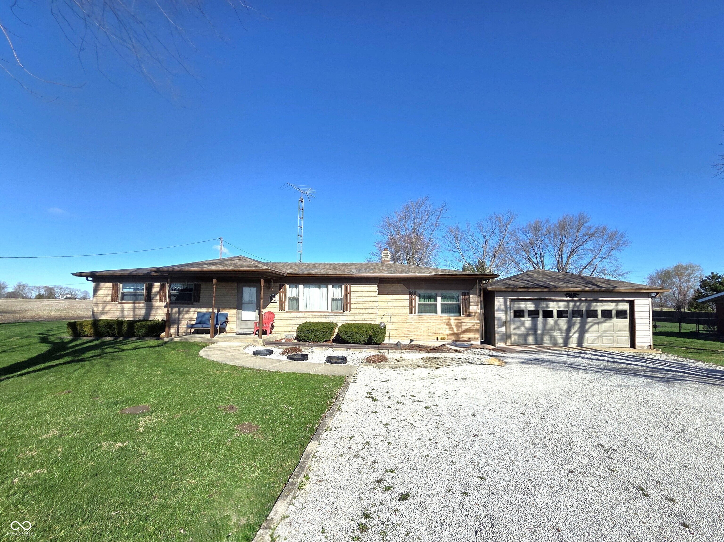 2740 E 250 S Shelbyville IN 46176