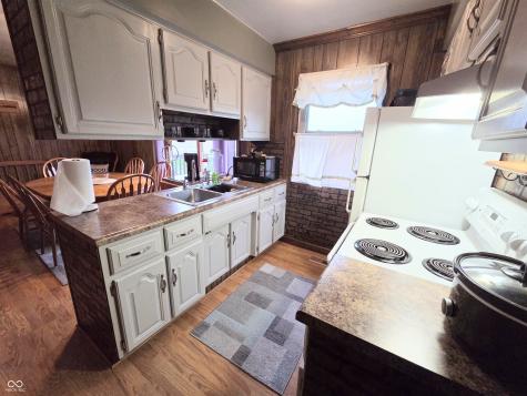 2740 E 250 S Shelbyville IN 46176