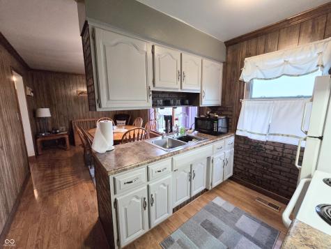 2740 E 250 S Shelbyville IN 46176