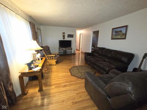 2740 E 250 S Shelbyville IN 46176