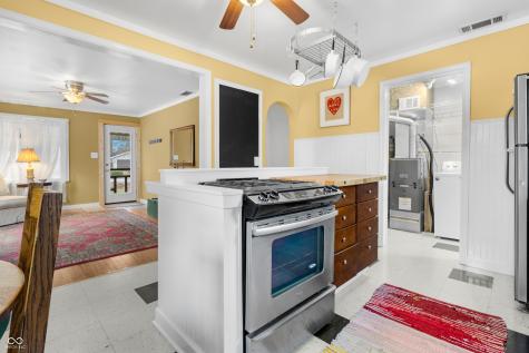 1825 Lee Street Columbus IN 47201