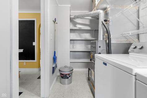 1825 Lee Street Columbus IN 47201