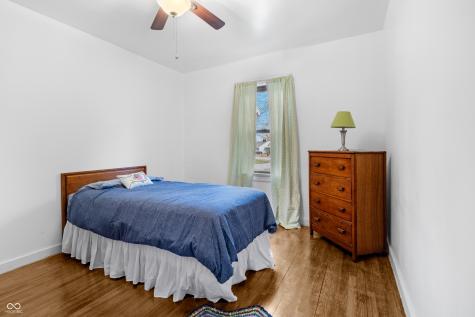 1825 Lee Street Columbus IN 47201