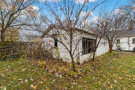 1825 Lee Street Columbus IN 47201