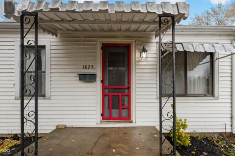 1825 Lee Street Columbus IN 47201