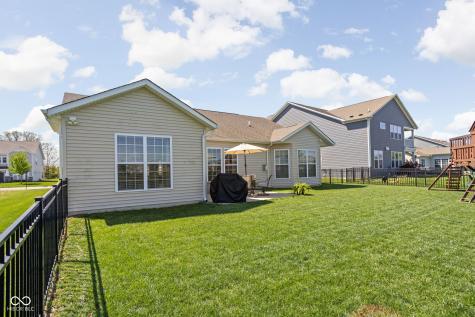 8850 Wicklow Way Brownsburg IN 46112
