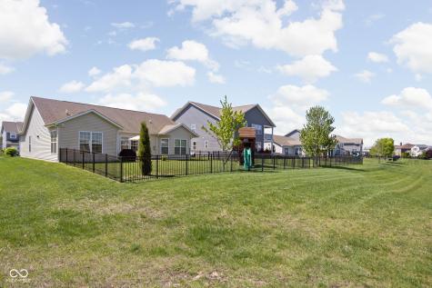 8850 Wicklow Way Brownsburg IN 46112