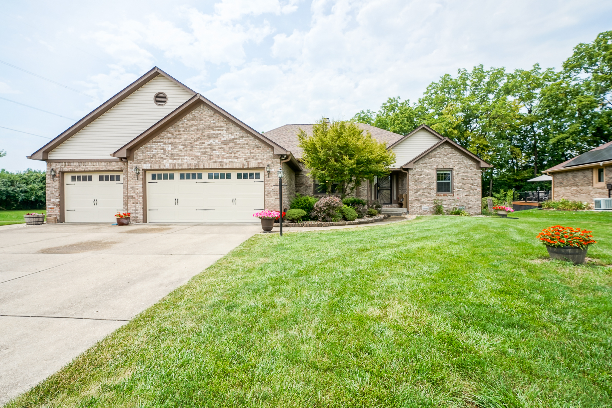 2818 Locust Drive Indianapolis IN 46227