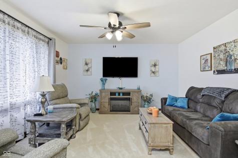 634 Teton Trail Indianapolis IN 46217