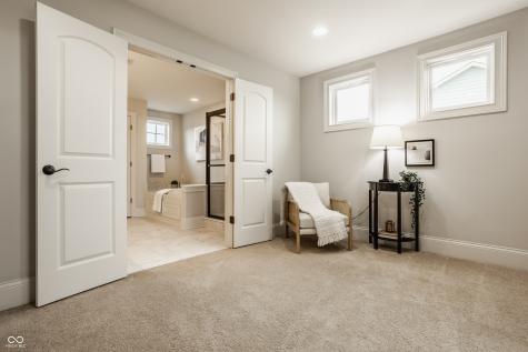 4428 Voyageur Way Carmel IN 46074