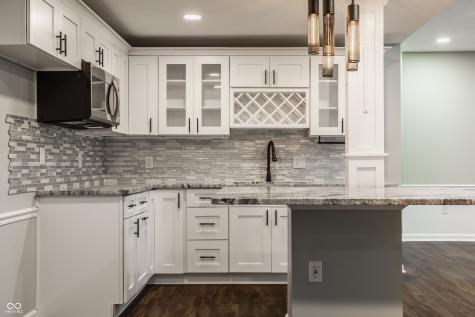 4428 Voyageur Way Carmel IN 46074