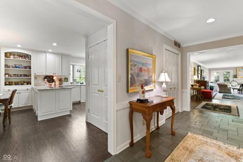 412 Pine Drive Indianapolis IN 46260