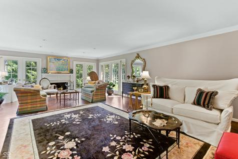 412 Pine Drive Indianapolis IN 46260