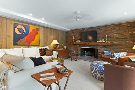 412 Pine Drive Indianapolis IN 46260