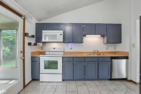 5847 Democracy Drive Indianapolis IN 46254