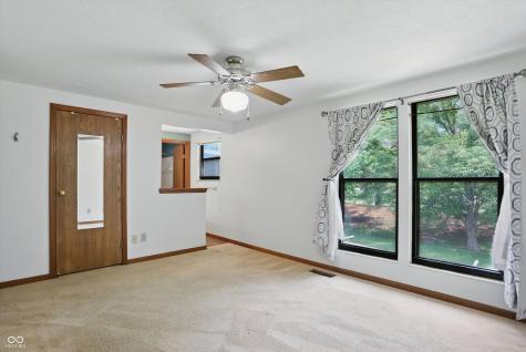 5847 Democracy Drive Indianapolis IN 46254