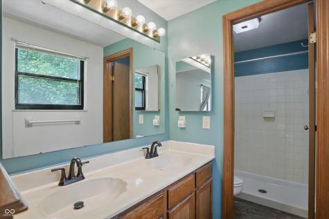 5847 Democracy Drive Indianapolis IN 46254