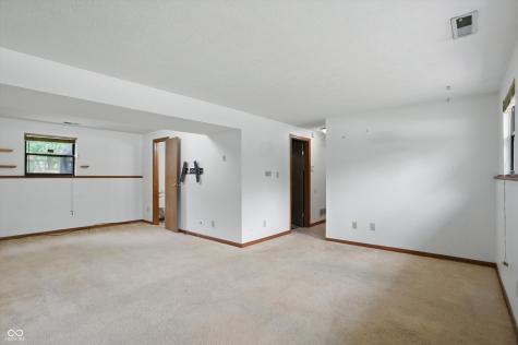 5847 Democracy Drive Indianapolis IN 46254