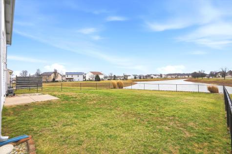 2295 Lakecrest Drive Columbus IN 47201