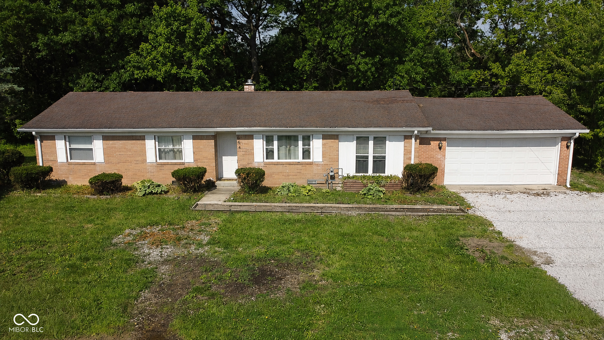 664 N County Road 800 E Avon IN 46123