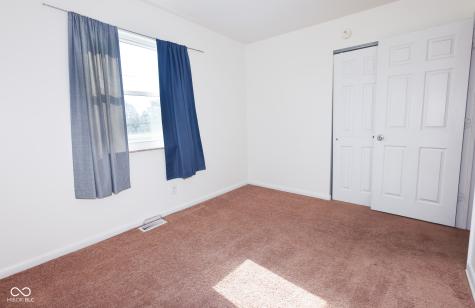 664 N County Road 800 E Avon IN 46123