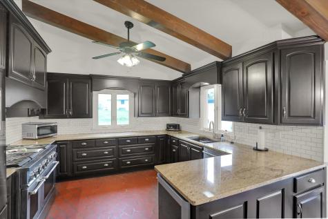 6303 Lands End Lane Indianapolis IN 46220