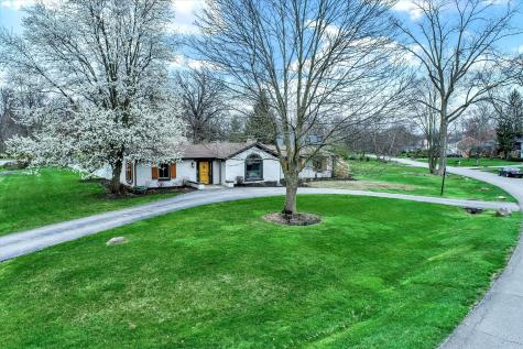 6303 Lands End Lane Indianapolis IN 46220