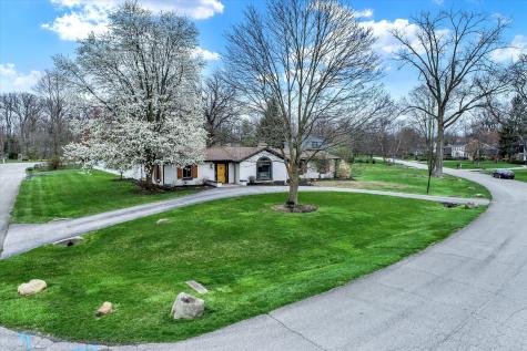 6303 Lands End Lane Indianapolis IN 46220