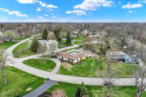 6303 Lands End Lane Indianapolis IN 46220