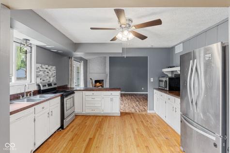 4714 Dancer Drive Indianapolis IN 46237