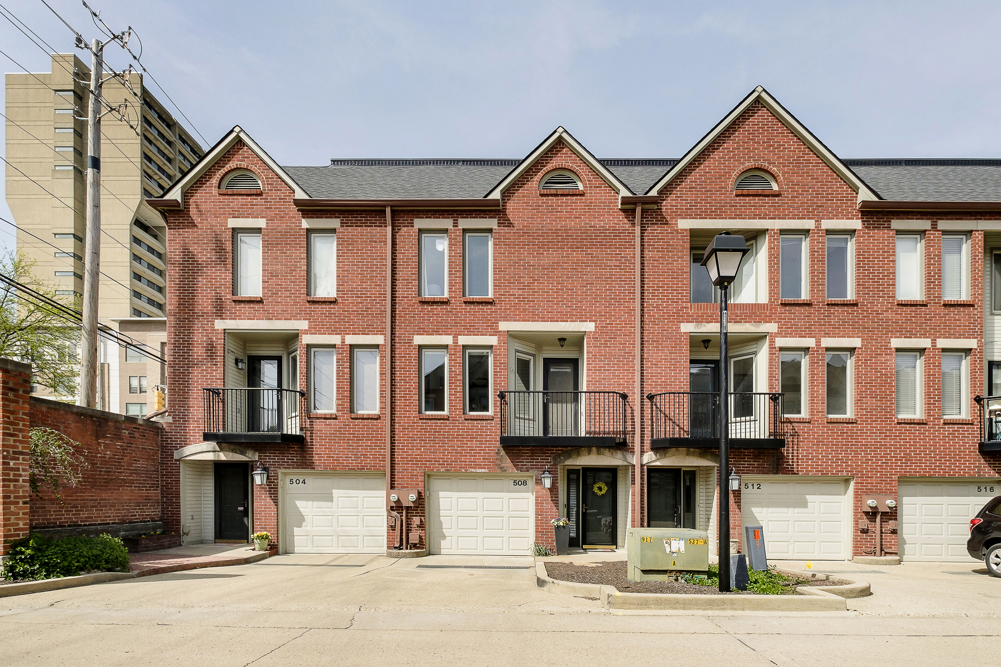 508 Lockerbie Circle N Indianapolis IN 46202